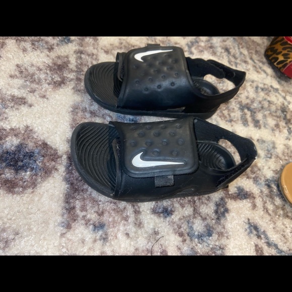 Kids Nike Sunray Adjustable Sandals size 9c - Picture 3 of 5